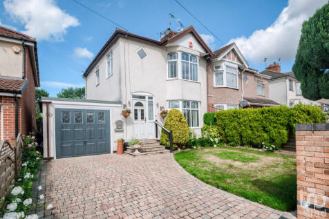 3 bedroom semi-detached house for sale