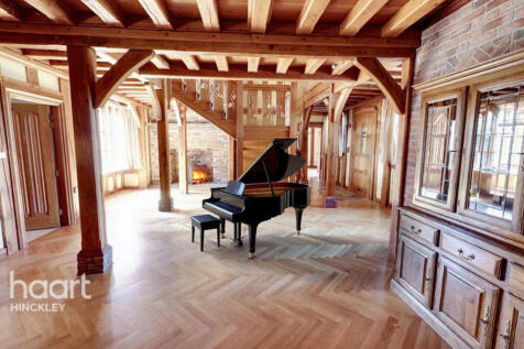 Burbage LE10 4 bed detached house for sale