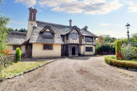 Burbage LE10 4 bed detached house for sale