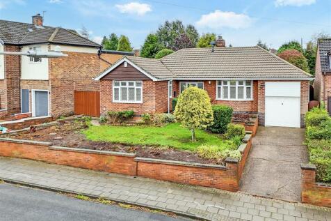 2 bedroom detached bungalow for sale