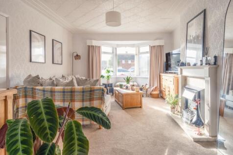 Angerton Avenue, North Shields NE30 3 bed semi