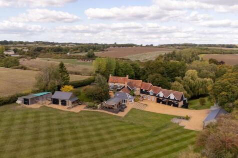 Eakley Lanes, Newport Pagnell MK16 5 bed detached house for sale