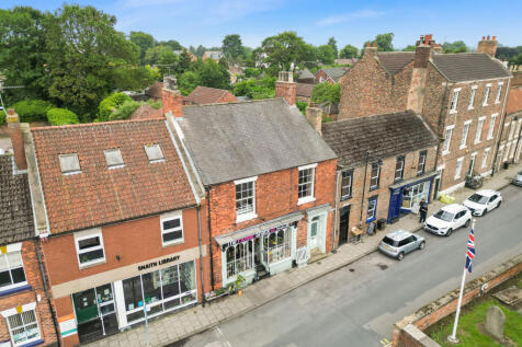 6 bedroom terraced house for sale