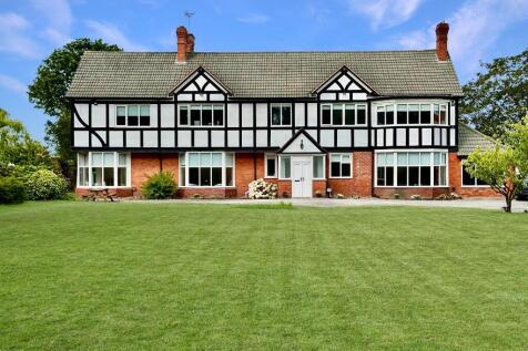 5 bedroom detached house for sale