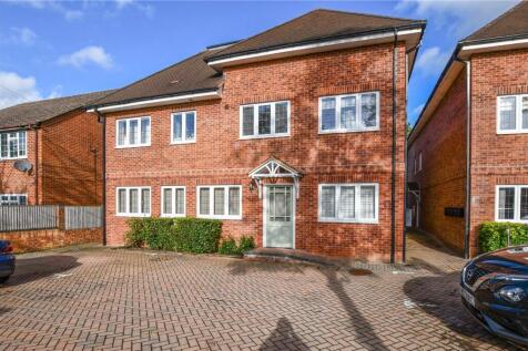 Reading Road, Wokingham RG41 1 bed ground floor flat for sale