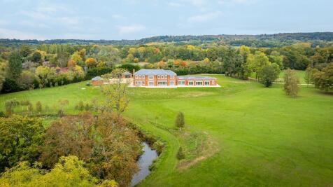 Shamley Green GU5 6 bed detached house for sale