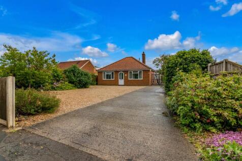 3 bedroom detached bungalow for sale