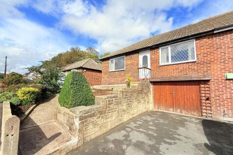2 bedroom semi-detached bungalow for sale