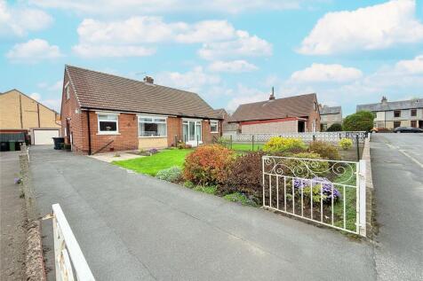 2 bedroom semi-detached bungalow for sale