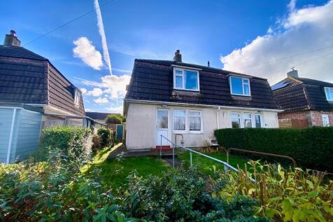 2 bedroom semi-detached house for sale