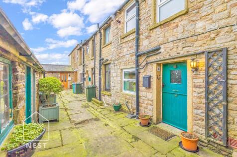 2 bedroom cottage for sale