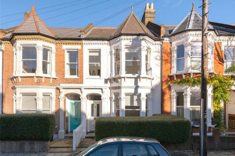 4 bedroom terraced house for sale