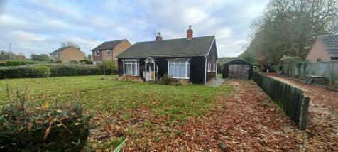 2 bedroom detached bungalow for sale