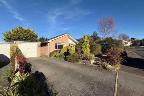 3 bedroom bungalow for sale