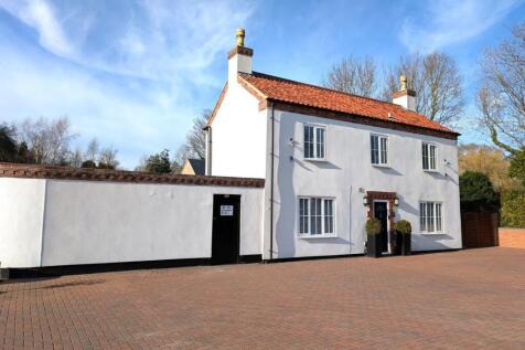8 bedroom detached house for sale