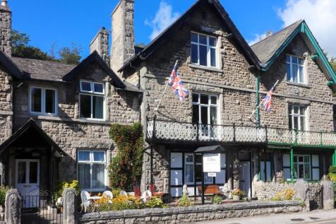 6 bedroom terraced house for sale