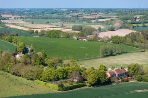 Springhett's Hill, Essex CO8 5 bed detached house for sale