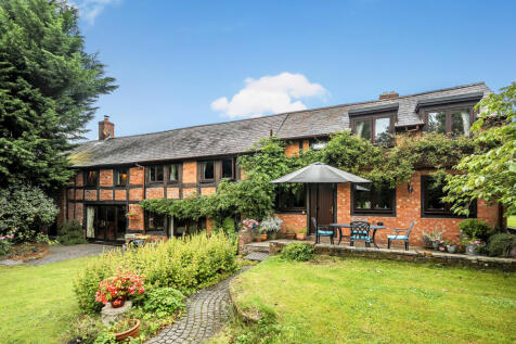 5 bedroom detached house for sale