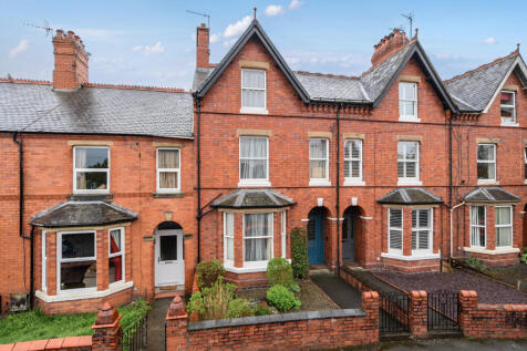 Oswestry SY11 5 bed terraced house for sale