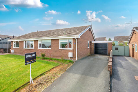 Oswestry SY11 2 bed bungalow for sale