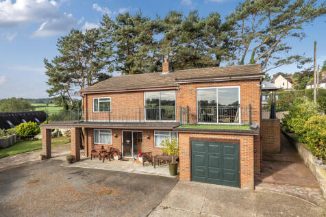 Trefonen, Oswestry SY10 3 bed detached house for sale