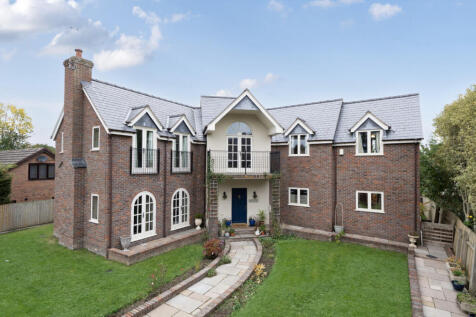 St. Martins, Oswestry SY11 4 bed detached house for sale