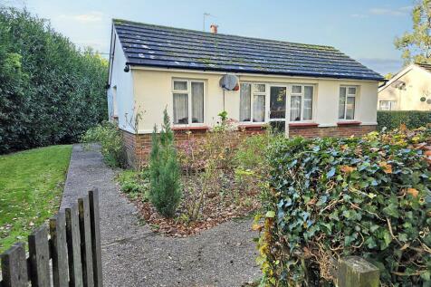 2 bedroom detached bungalow for sale