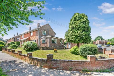 2 bedroom semi-detached house for sale