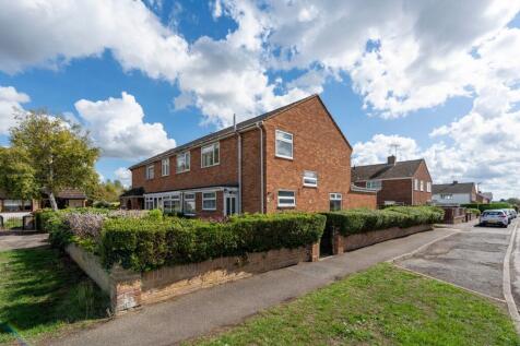 Barry Avenue, Bicester OX26 3 bed end of terrace house for sale