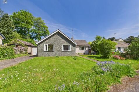 3 bedroom detached bungalow for sale
