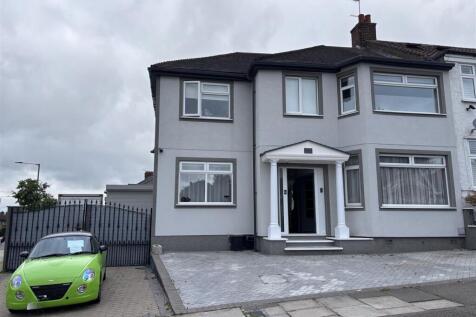 Bedford Avenue, Barnet 5 bed house for sale