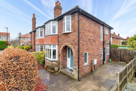 St. Winifreds Avenue West, Harrogate 3 bed semi