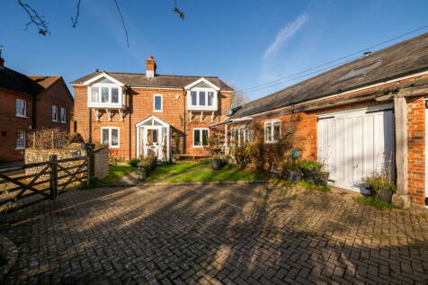 Main Road, Winchester SO21 4 bed detached house for sale