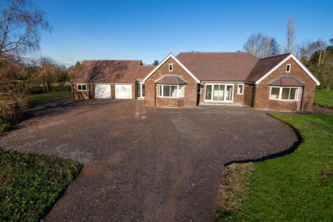 Drove Road, Stockbridge SO20 4 bed detached bungalow for sale