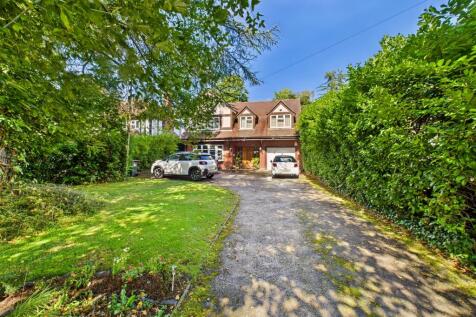 5 bedroom detached house for sale