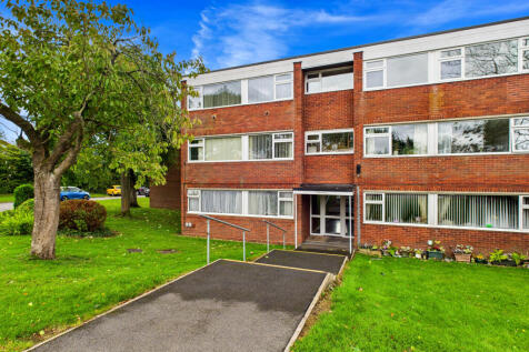 Studio flat for sale