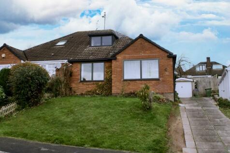 3 bedroom semi-detached bungalow for sale