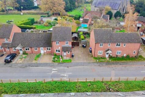 11 bedroom semi-detached house for sale