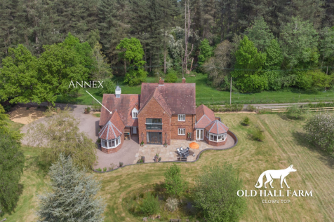 Tenbury Road, Worcestershire DY14 5 bed detached house for sale