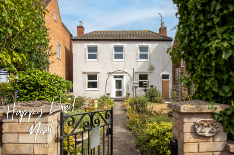 Happy Land North, Worcester WR2 3 bed detached house for sale