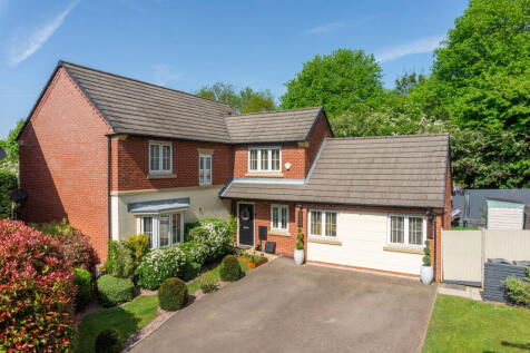 5 bedroom detached house for sale