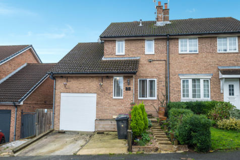 3 bedroom semi-detached house for sale