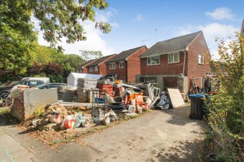 Bishopstone, Milton Keynes 4 bed detached house for sale