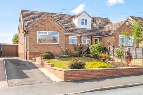 3 bedroom semi-detached bungalow for sale
