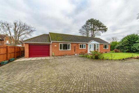 The Kylins, Morpeth NE61 4 bed detached bungalow for sale