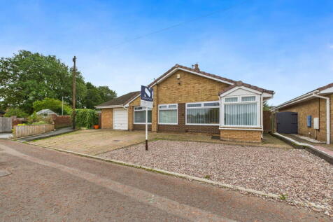 Pear Tree Drive, Northwich CW9 4 bed detached bungalow for sale