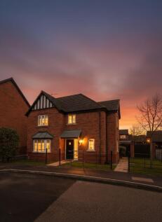 Britannia Road, Northwich CW8 4 bed detached house for sale
