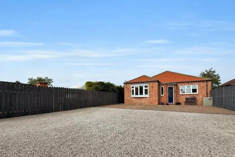 2 bedroom detached bungalow for sale