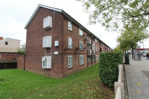 The Broadway, Southall 2 bed flat for sale