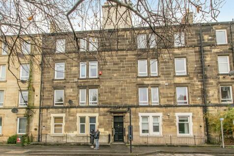 1 bedroom ground floor flat for sale